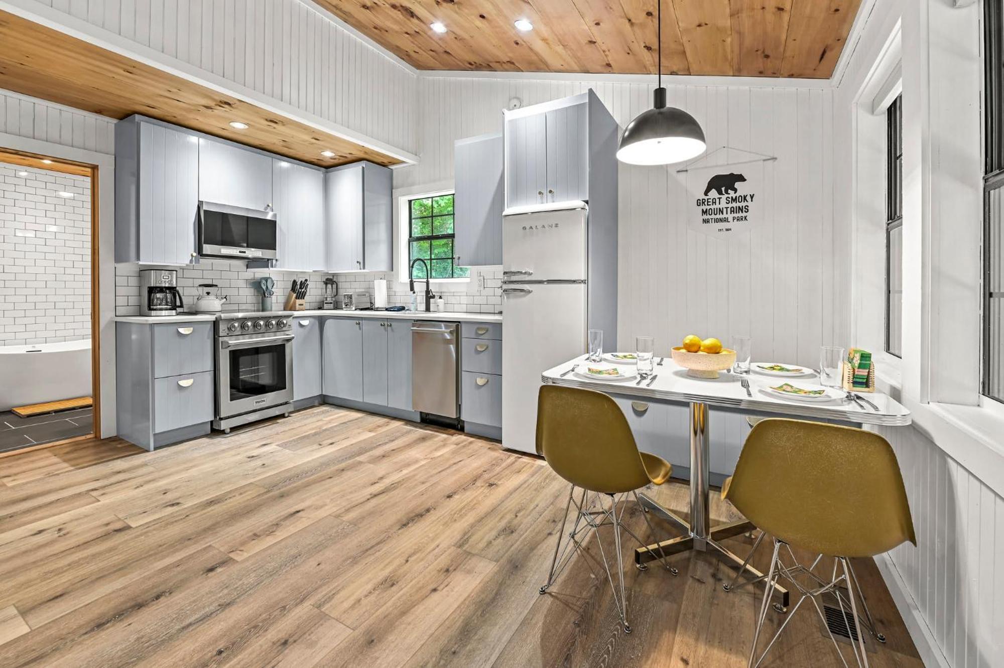 Smoky Mountains Hut Tub Cabin Dog Friendly Sevierville Kültér fotó