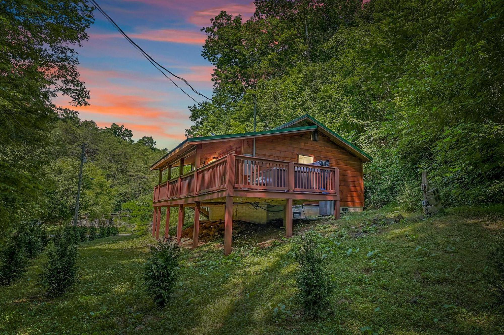 Smoky Mountains Hut Tub Cabin Dog Friendly Sevierville Kültér fotó
